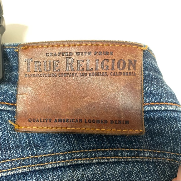 True Religion Becca Flare Jeans, size 31, acid wash & distressed. Light Blue. - Picture 6 of 12